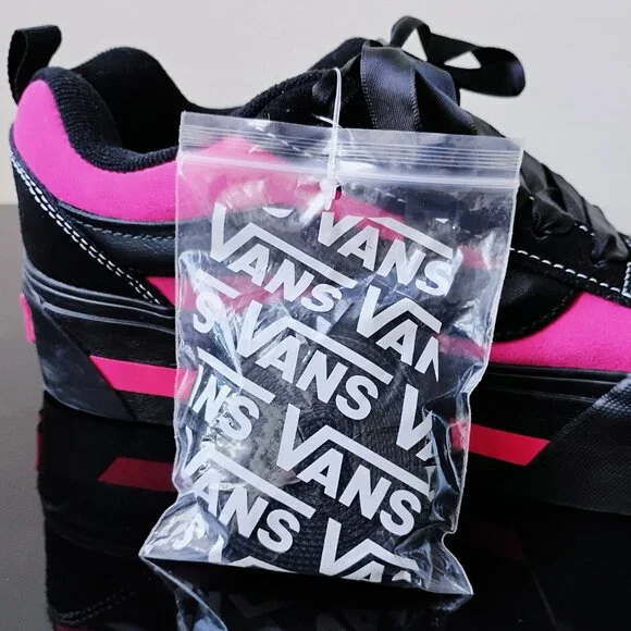 Vans Women's Knu Stack Suede Platform in Striking Combination Black / Fuchsia - Picture 4 of 12